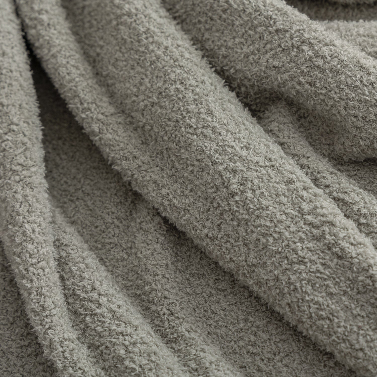 Retro Comfort Plush Throw