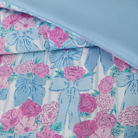 Close up of a Krissy Mast floral printed comforter set.