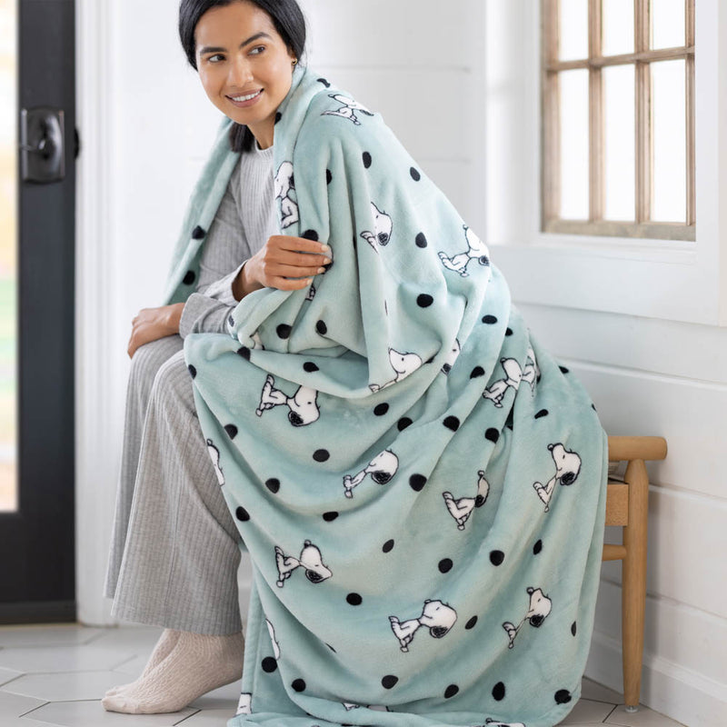 Peanuts&reg; VelvetLoft&reg; Throw