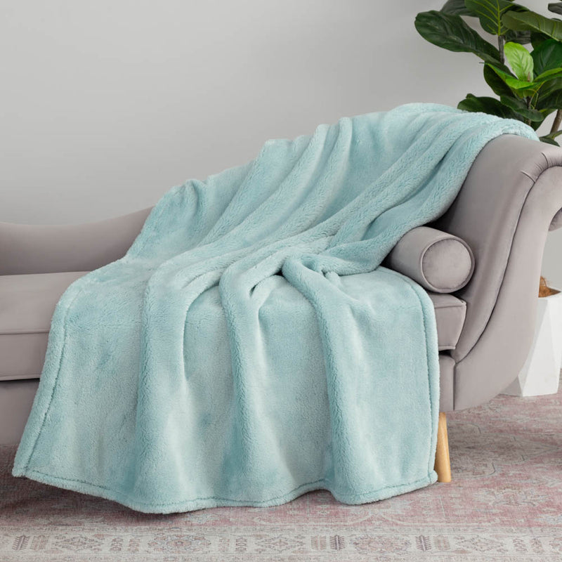 Oversized Extra-Fluffy™ Throw