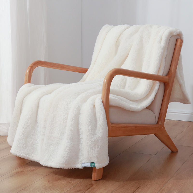 Extra-Fluffy™ Throw