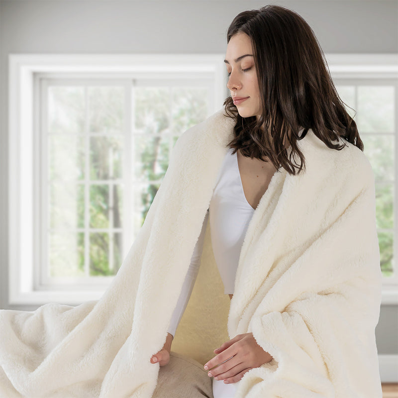 Extra-Fluffy™ Throw