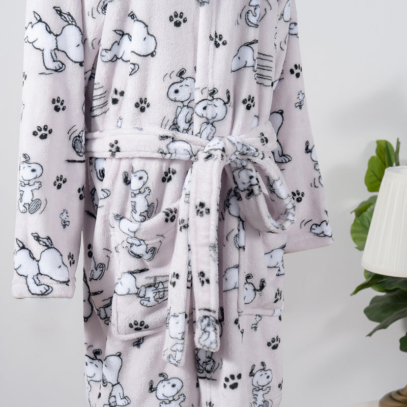 Peanuts&reg; VelvetLoft&reg; Hooded Robe