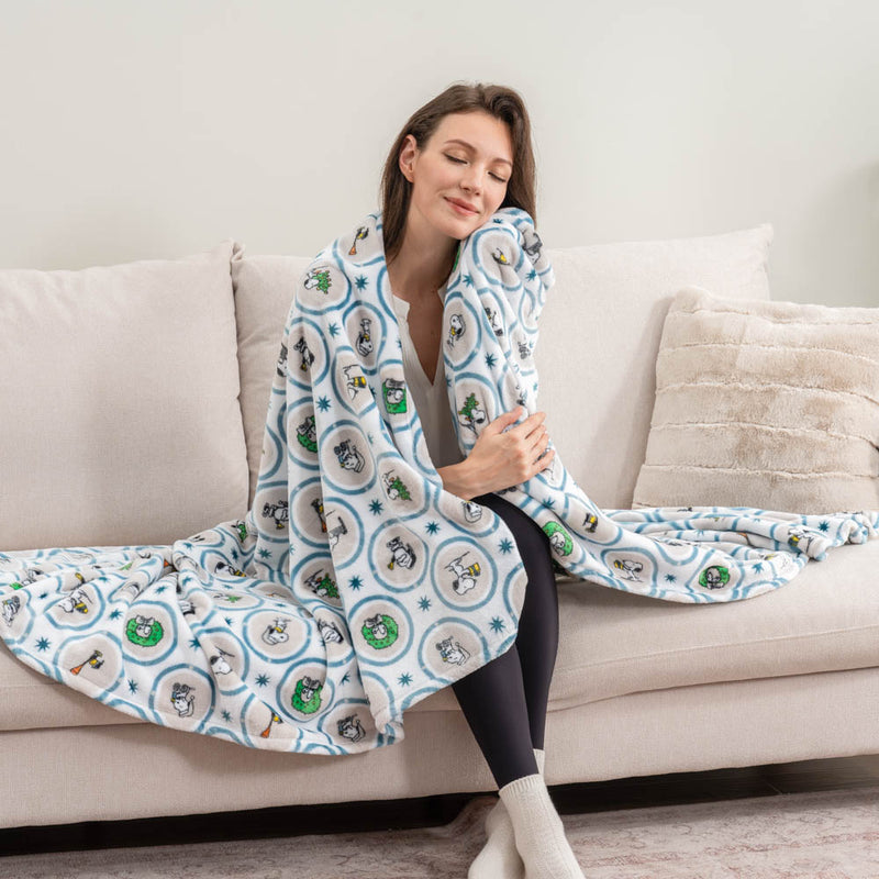 Peanuts® VelvetLoft® Throw