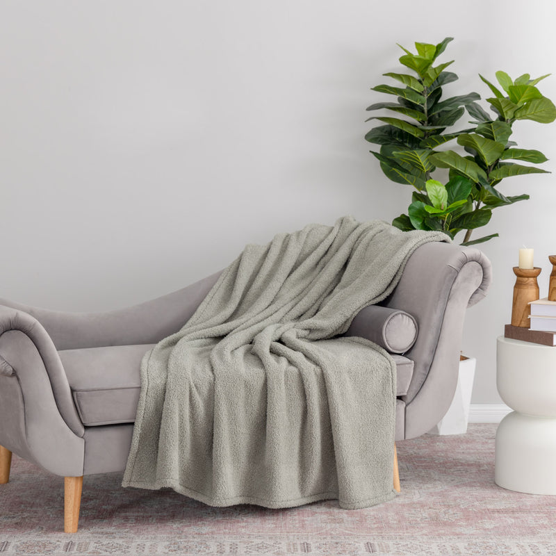 Retro Comfort Plush Throw