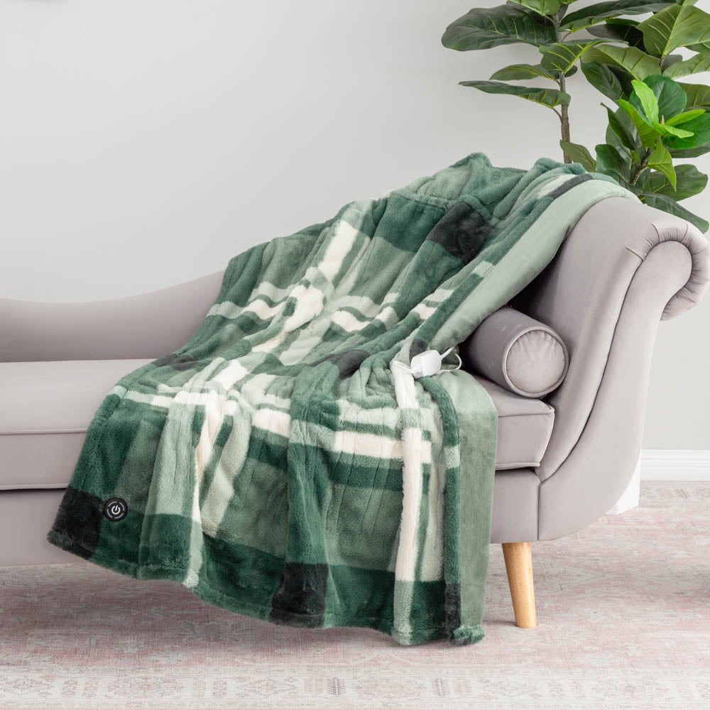 VelvetLoft® Faux Fur Heated Throw