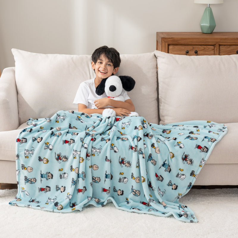 Peanuts® VelvetLoft® Throw