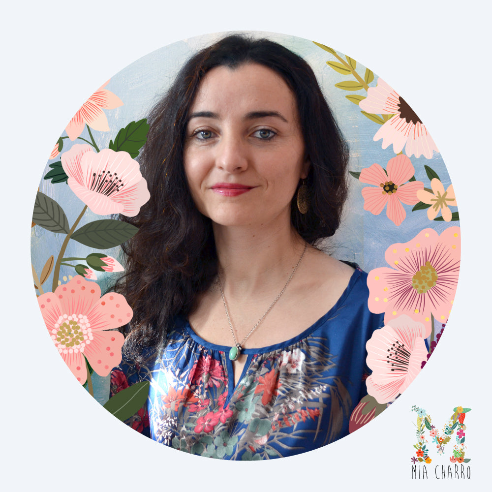 Artist Mia Charro