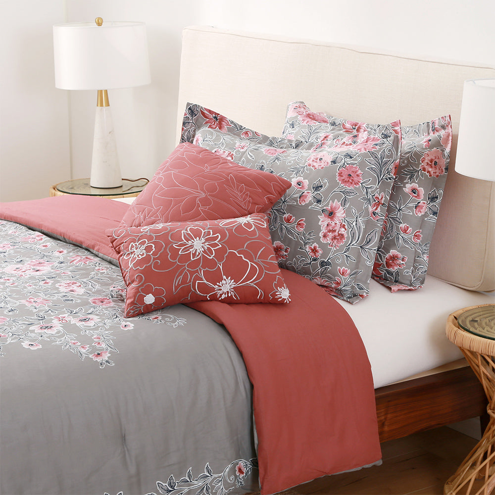 Avery Floral Comforter Set