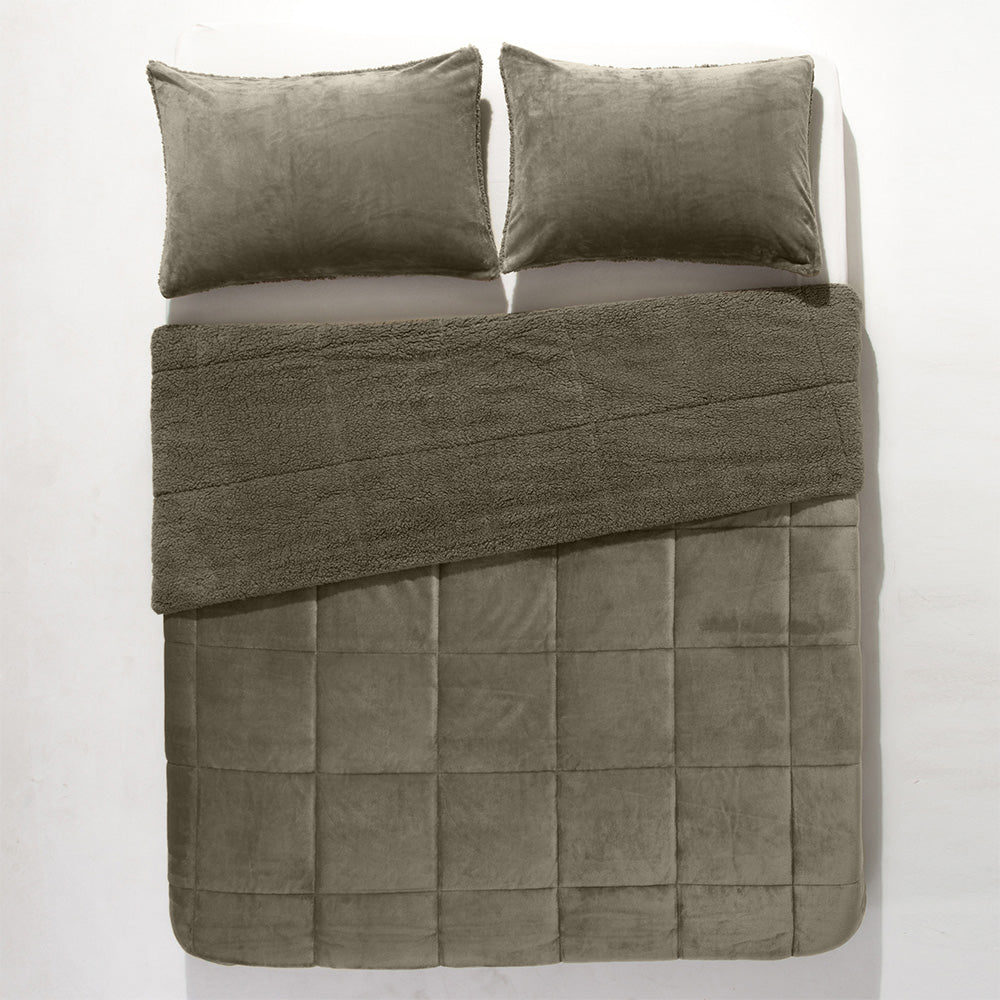 Green best sale sherpa comforter